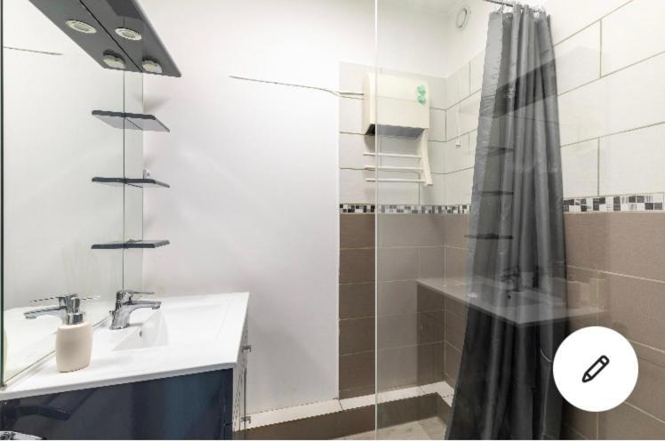 Superbe Appartement T3 Avec Piscine มงต์เปอลิเยร์ ภายนอก รูปภาพ